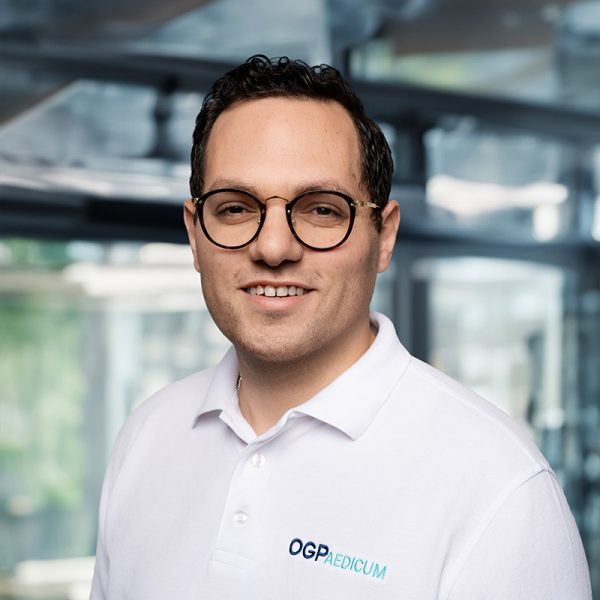 Porträtbild von unserem Arzt Sami Hassan | MVZ OGPaedicum