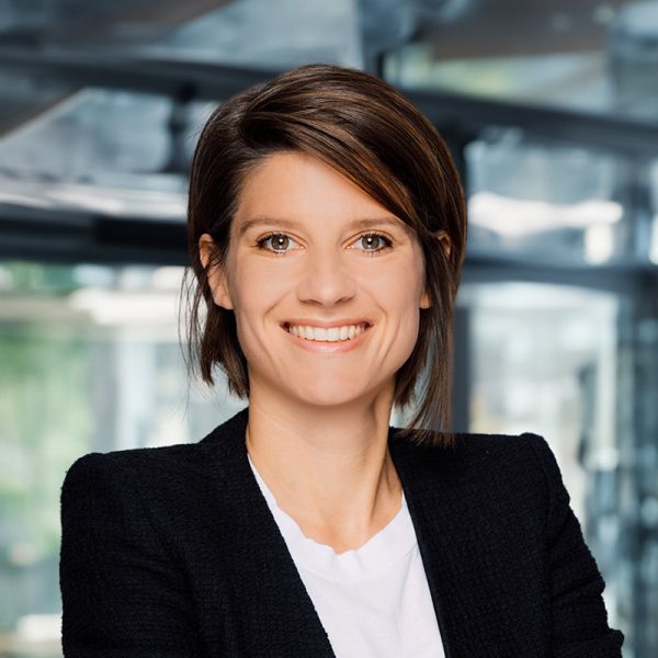 Karoline Schuster