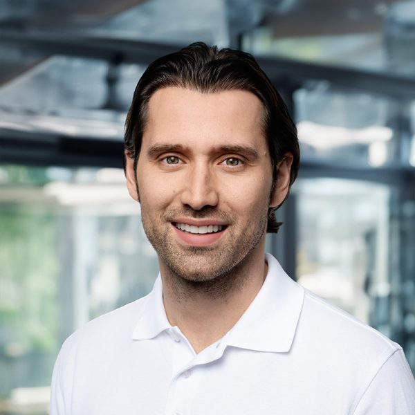 Porträtbild von unserem Arzt Dr. Dominik Mian | MVZ OGPaedicum